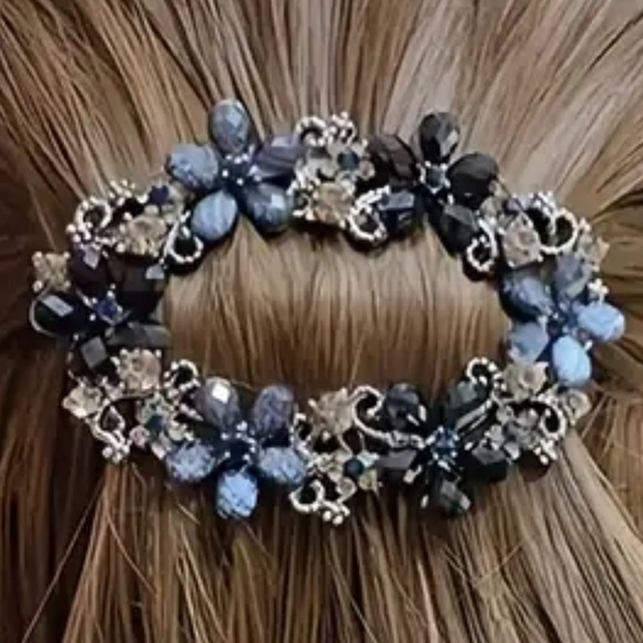 HAIR Barrette Elegant Vintage Rhinestone Flower Open Barrette Black and Blue - Picture 2 of 5
